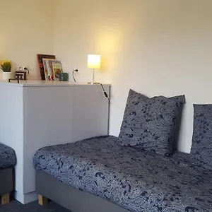 https://studio-2-lits-jumeaux-1-station-tram-aeroport-orly.fr-paris.fr